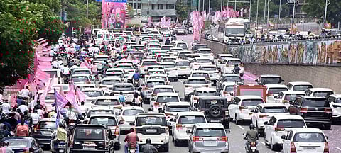  commuters halt near Somajiguda due to the TRS bike rally in Hyderad. (Photo | RVK Rao, EPS)