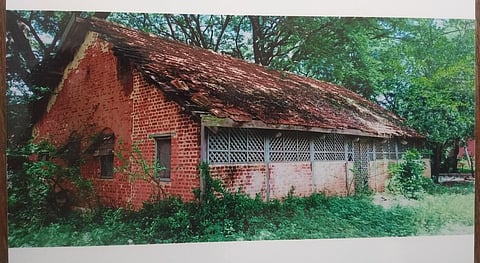 A view of the crumbling quarters.
