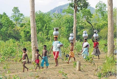 Women and children of the Valli village in Kerala.