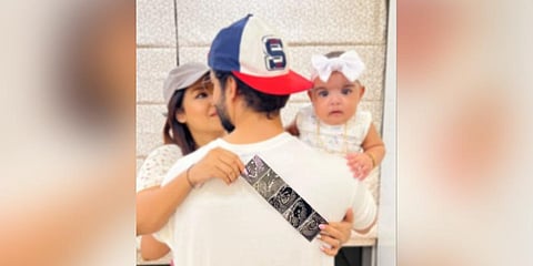 Actors Gurmeet Choudhary and Debina Bonnerjee announced their second pregnancy with a cute photo. (Debina Bonnerjee Instagram)