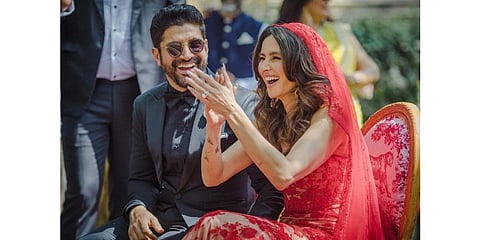 Farhan Akhtar and Shibani Dandekar during their wedding. (Photo | Instagram)