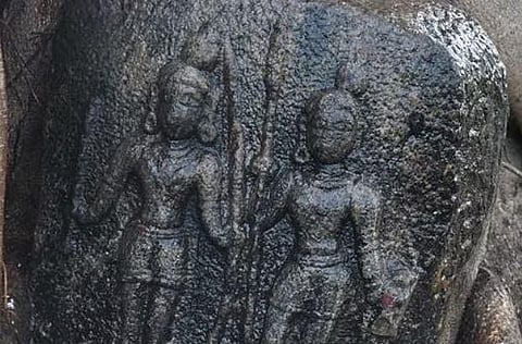  Hero stone found in Dharapuram