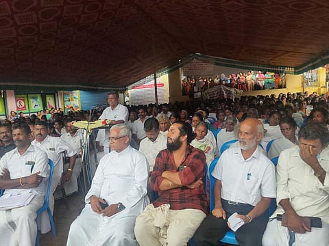 Locals hold stir, urge govt to exempt Gudalur from ESZ