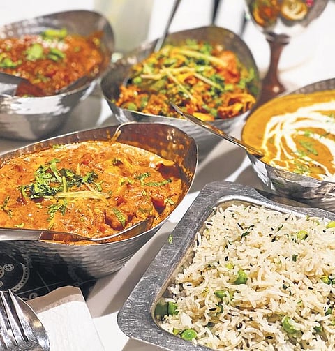 A meal at Pindi, Pandara Road Market