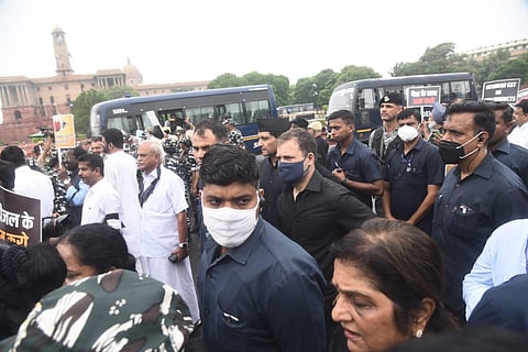 As part of the party's nationwide stir, dressed in black Congress MPs including Rahul Gandhi and Shashi Tharoor, along with party leaders protested against price rise, hike in GST on essential items and unemployment. (Photo | EPS)