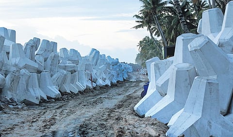 Tetrapods placed at Chellanam | Express