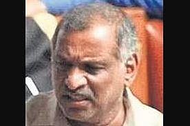 Ex-MLA Kiran Kumar challenges JC Madhu Swamy for seat