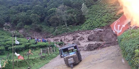 The landslide started at a height of 1 km on a hill covered with shola forest near the top station on Munnar Vattavada road.