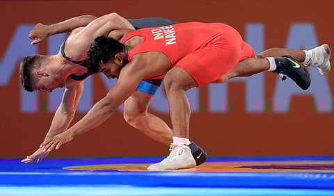 Naveen Kumar wrestling