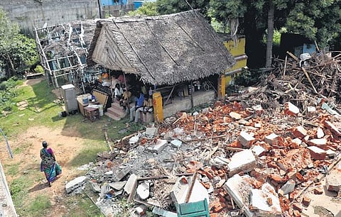Cooum project: 38 Vanagaram families moved to Athipattu 