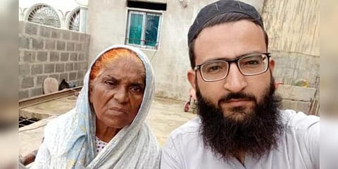 Hamidi Begum with Waliullah Maroof