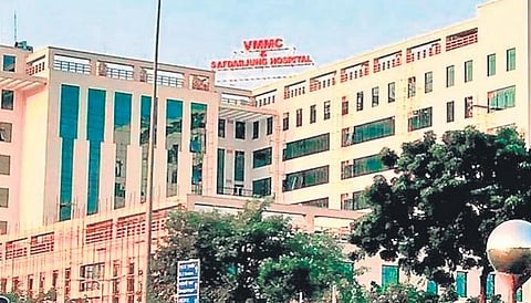 Centre-run Safdarjung Hospital