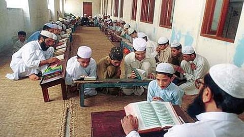Kannada to be taught in 2,000 madrasas across Karnataka