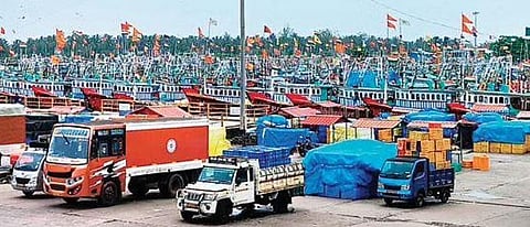 More than 70 per cent of the 2,000-odd fishing boats in Malpe have been anchored in the harbour.