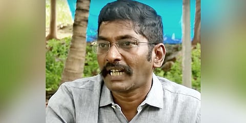 Savukku Shankar being brought to Madurai Court.