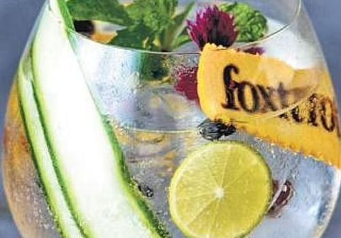 Tropical fruits and regular spices in cocktails