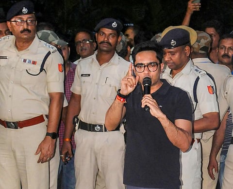 TMC MP Abhishek Banerjee interacts with media after appearing before the Enforcement Directorate for questioning in the alleged coal pilferage scam. (Photo | PTI)