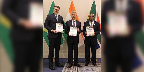 External Affairs Minister S Jaishankar with Brazil's Minister of Foreign Affairs Carlos Alberto and Dr Joe Phaahla, Minister of Health of the Republic of South Africa (Photo | S Jaishankar @ Twitter)