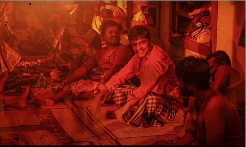 A still from the song ‘Mallipoo’ .