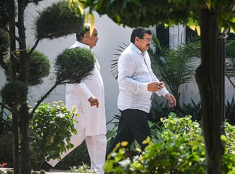 Congress leader Mukul Wasnik leaves after meeting Rajasthan Chief Minister Ashok Gahlot at the Jodhpur House, in New Delhi on Thursday. (Photo | PTI)