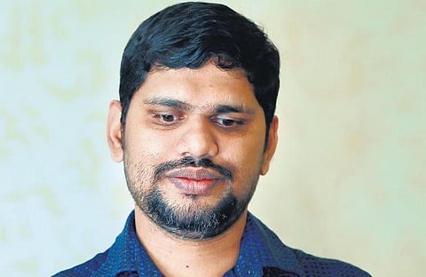 Chess champ Mohammed Salih’s job hunt in dark