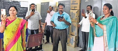 Govt school teachers began marking attendance on app from Sept 1 | MADHAV K