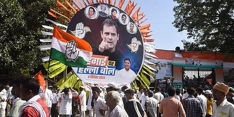 Congress supporters arrive for their 'Mehangai Par Halla Bol' rally on price rise at Ram Lila Maidan, in New Delhi. (Photo |PTI)