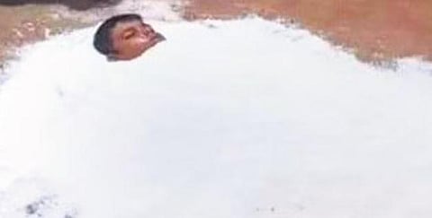 The body of Suresh packed in salt at Sirwar village in Ballari district