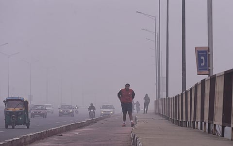 Dense fog covers the national capital, on Dec. 20, 2022. (Photo | Parveen Negi, EPS)