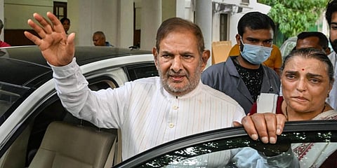 Former JD-U president Sharad Yadav passed away at the age of 75 on Thursday. (Photo | PTI)
