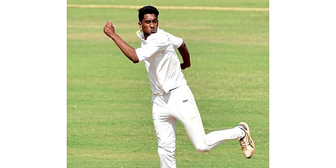A file photo of Tamil Nadu's new skipper Sai Kishore during a Ranji Trophy in Chennai. (Photo | D Sampathkumar, EPS)