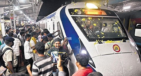 Vande Bharat train scheduled from Secunderabad to Visakhapatnam arrives in Vijayawada