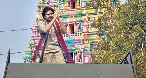 Pawan Kalyan offers prayers at Kanaka Durga temple