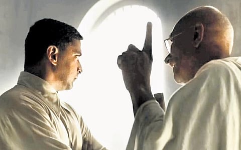 'Gandhi Godse: Ek Yudh' movie review: Revisionist history for kids