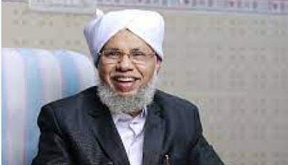 Ponmala Abdul Qadir Musaliyar, leader of the Kanthapuram faction of the Sunnis