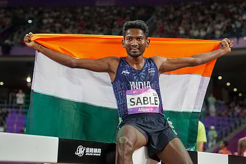 Avinash Sable celebrates after securing gold in the men's 3000m steeplechase (Photo | Express)