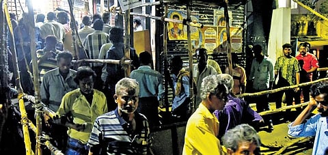 The Tasmac shop at Mylapore in Chennai |  P Ravikumar