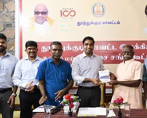 Collector Senthil Raj handed over the first copy to Sahitya Akademi Award-winning writer Cho Dharman (Photo | Express)