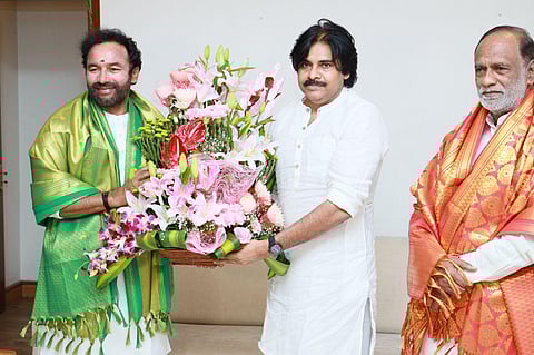 ​  BJP leaders Kishan Reddy & Laxman with Pawan Kalyan in Hyderabad Wednesday. (Photo | Express)