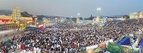 On day five of the Navaratri Brahmotsavams, the four mada streets of Tirumala reverberated with the ‘Govinda Namam’. In  a first, devotees were allowed under the palanquin | Express