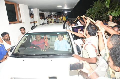 Police from Guntur and Pendurthi arrest senior TDP leader Bandaru Satyanarayana Murthy from his residence. (Photo | Express)