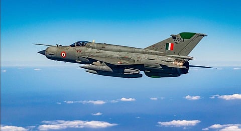 Hawker Hunter, MiG-21