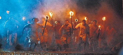 A scene from 'Ajayante Randaam Moshanam'