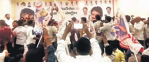 Clashes erupted between activists of TDP and JSP during the Atmiya Samavesam held at Jaggampeta on Thursday | Express