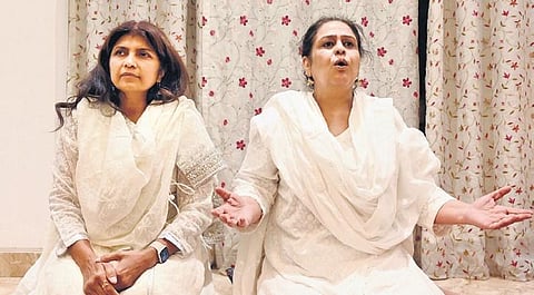 (L-R) Namita Singhai and Meera Rizvi. ( Photo | Shekhar Yadav)