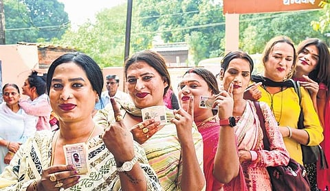 Transgender community shows inked fingers after voting in Jabalpur | pti