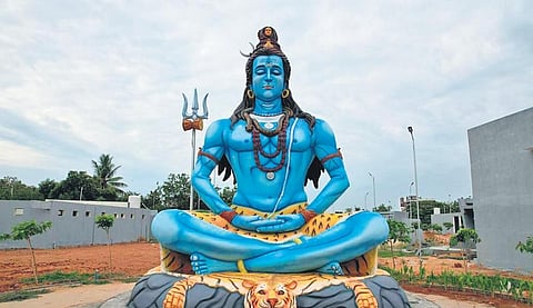 Idol of Lord Shiva at  Suryapet vaikuntadamam