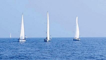 Indian Navy’s inter-command sailing race kicks off from Kochi
