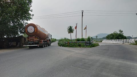 Entrance point of old and new bridges in Esnai. (Photo| Special arrangement)