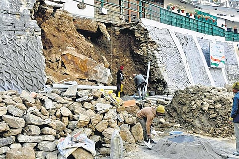 Destruction post-landslide in Joshimath, Uttarakhand.  